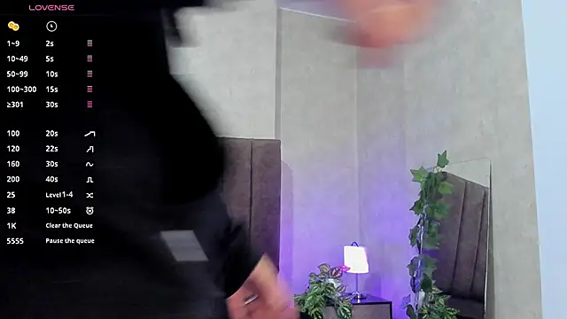 LanaMills  online show from 10/24/25, 04:36