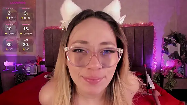 LanaMills  online show from 07/17/26, 04:30