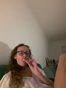 Snapshot of Chris06d22@xh chatting on 09/15/25, 07:25 Chris06d22xh online show from 09/15/25, 07:25