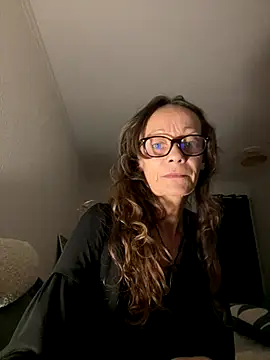 Snapshot of Chris06d22@xh chatting on 09/25/25, 06:22 Chris06d22xh online show from 09/25/25, 06:22