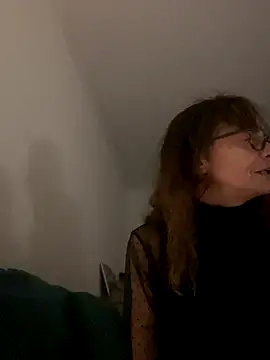 Snapshot of Chris06d22@xh chatting on 10/23/25, 07:23 Chris06d22xh online show from 10/23/25, 07:23