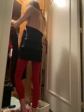 Snapshot of Chris06d22@xh chatting on 10/30/25, 08:09 Chris06d22xh online show from 10/30/25, 08:09