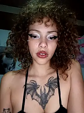 Snapshot of elisabethflores chatting on 01/06/26, 02:37 elisabethflores online show from 01/06/26, 02:37