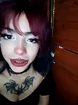 Snapshot of elisabethflores chatting on 01/16/26, 11:20 elisabethflores online show from 01/16/26, 11:20