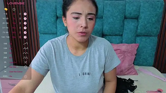 EmilyGala online show from 10/11/25, 12:04