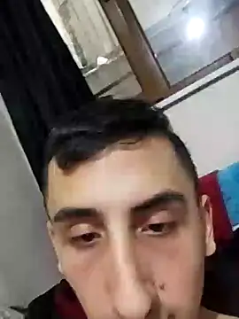 Snapshot of TolgaAkyol_20 chatting on 10/06/25, 03:20 TolgaAkyol 20 online show from 10/06/25, 03:20