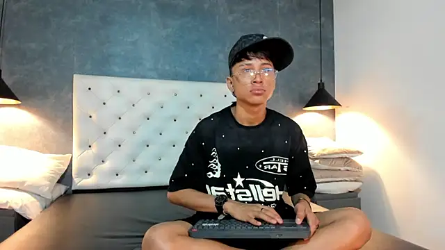 Daddy Darcks online show from 10/10/25, 07:46