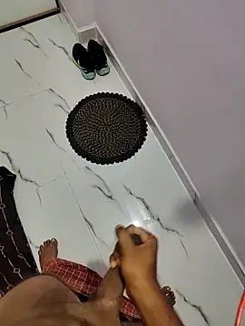 Snapshot of Size_x@xh chatting on 10/25/25, 02:46 Size xxh online show from 10/25/25, 02:46