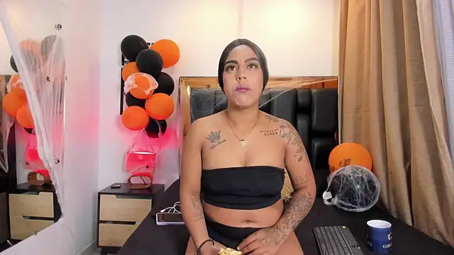 GiorgineTaylor online show from 11/01/25, 11:12