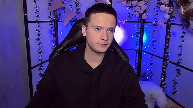 ZackNeal online show from 09/24/25, 05:44