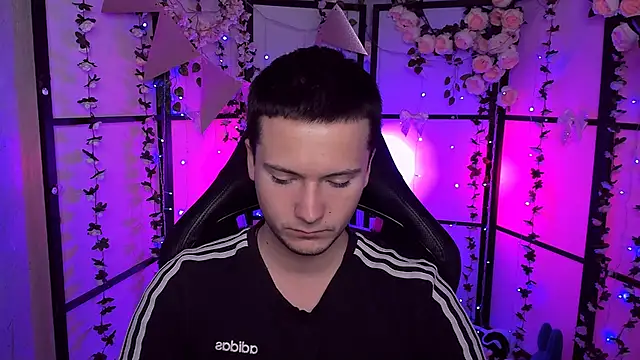 ZackNeal online show from 10/10/25, 07:07