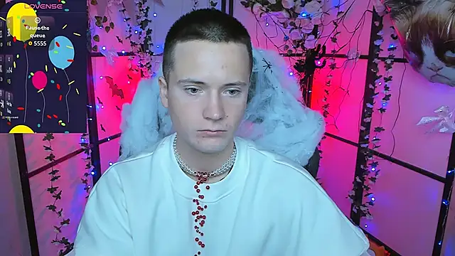 ZackNeal online show from 10/31/25, 05:30