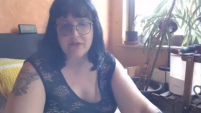 Snapshot of ladyfrombonn chatting on 07/19/26, 02:54 ladyfrombonn online show from 07/19/26, 02:54