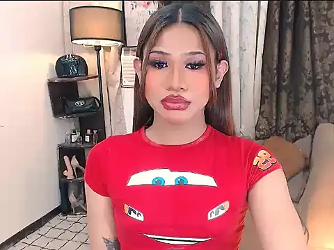 Snapshot of asianlatina69 chatting on 12/02/25, 10:42 asianlatina69 online show from 12/02/25, 10:42