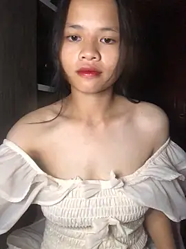 Snapshot of Hana-44 chatting on 09/16/25, 04:30 Hana-44 online show from 09/16/25, 04:30