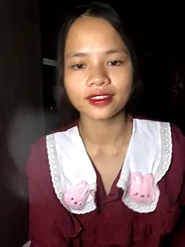 Snapshot of Hana-44 chatting on 10/10/25, 07:24 Hana-44 online show from 10/10/25, 07:24