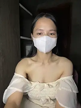 Snapshot of Hana-44 chatting on 10/16/25, 08:32 Hana-44 online show from 10/16/25, 08:32