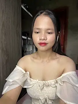 Snapshot of Hana-44 chatting on 10/21/25, 08:26 Hana-44 online show from 10/21/25, 08:26