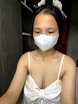 Snapshot of Hana-44 chatting on 11/09/25, 01:48 Hana-44 online show from 11/09/25, 01:48