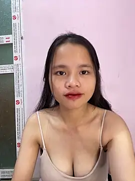 Snapshot of Hana-44 chatting on 11/27/25, 04:58 Hana-44 online show from 11/27/25, 04:58