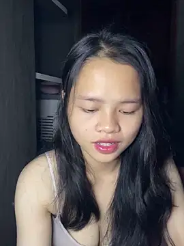 Snapshot of Hana-44 chatting on 12/04/25, 12:36 Hana-44 online show from 12/04/25, 12:36