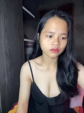 Snapshot of Hana-44 chatting on 12/05/25, 01:25 Hana-44 online show from 12/05/25, 01:25