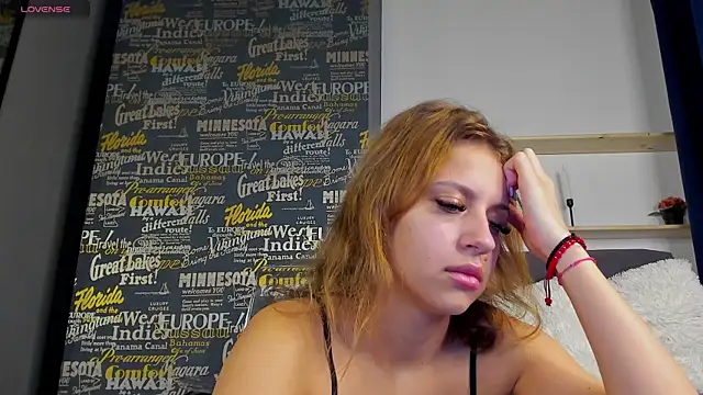 MaddieRay online show from 09/11/25, 04:23