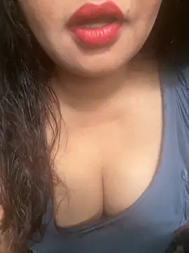 Bhabi Ki Antarvasna online show from 10/03/25, 04:53