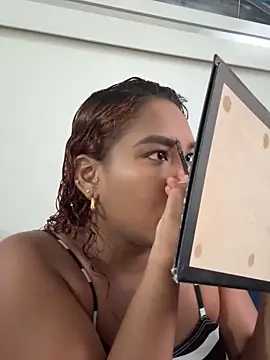 anailynn online show from 09/29/25, 10:25