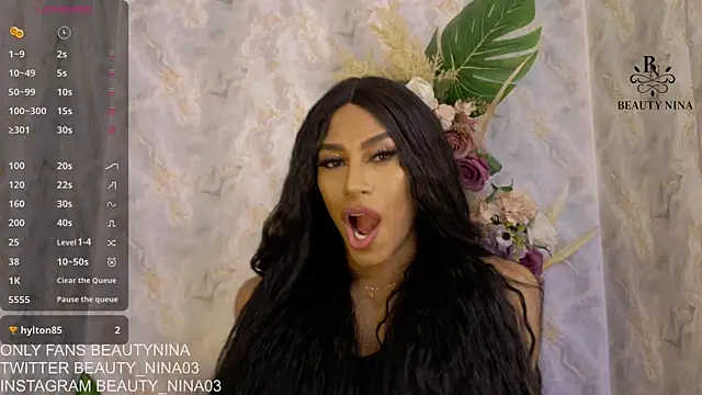 Snapshot of beauty_nina chatting on 09/14/25, 01:43 beauty nina online show from 09/14/25, 01:43
