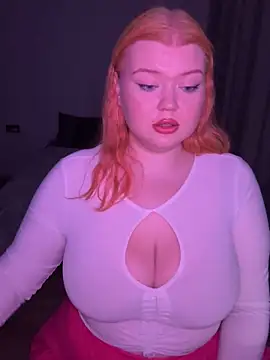  Adele Moor  online show from 09/16/25, 08:54