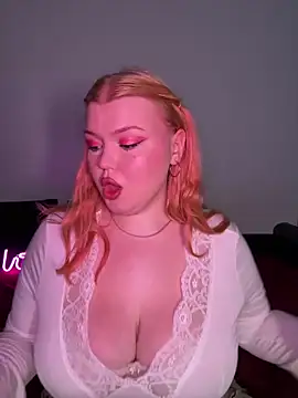  Adele Moor  online show from 10/14/25, 06:09