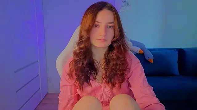 Snapshot of Lelia_Vibe chatting on 09/23/25, 12:08 Lelia Vibe online show from 09/23/25, 12:08