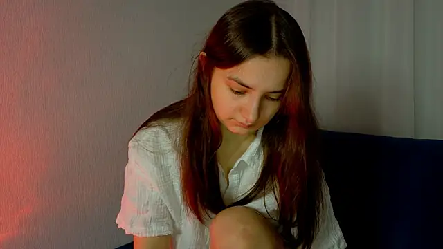 Snapshot of Lelia_Vibe chatting on 10/19/25, 02:29 Lelia Vibe online show from 10/19/25, 02:29