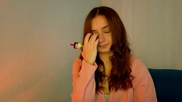 Snapshot of Lelia_Vibe chatting on 10/22/25, 12:38 Lelia Vibe online show from 10/22/25, 12:38