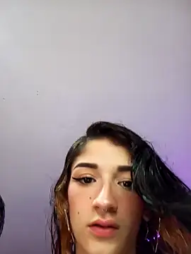 Snapshot of ingrid_zese_ chatting on 10/29/25, 01:46 ingrid zese online show from 10/29/25, 01:46