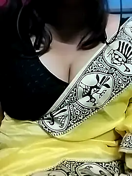 Snapshot of Dimplegirl chatting on 10/13/25, 12:16 Dimplegirl online show from 10/13/25, 12:16