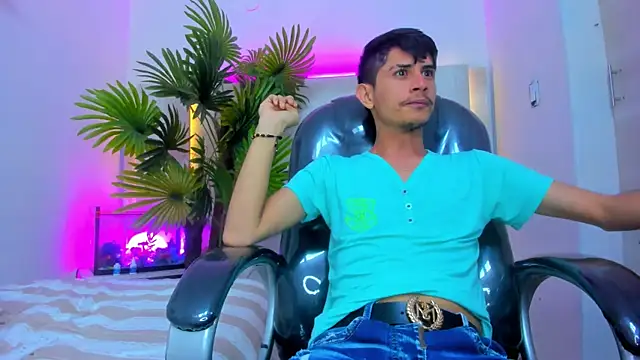Wicked Twink online show from 10/26/25, 01:17