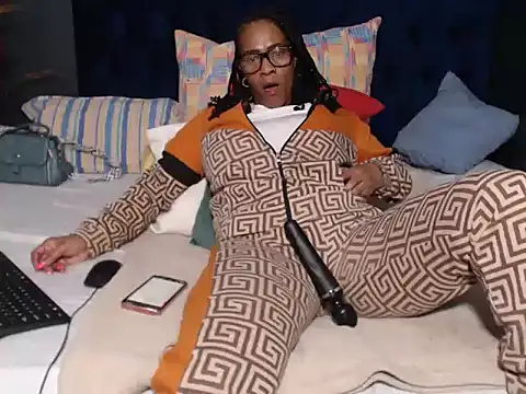 Snapshot of PrettyBoobsxx42 chatting on 11/11/25, 07:30 PrettyBoobsxx42 online show from 11/11/25, 07:30