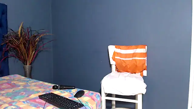 Snapshot of PrettyBoobsxx42 chatting on 11/26/25, 05:47 PrettyBoobsxx42 online show from 11/26/25, 05:47