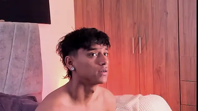 ZYZZ1312 online show from 09/20/25, 04:30