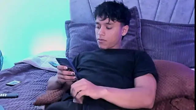 ZYZZ1312 online show from 11/13/25, 04:28