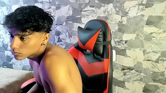 ZYZZ1312 online show from 05/11/26, 08:17