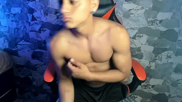 ZYZZ1312 online show from 05/23/26, 04:18