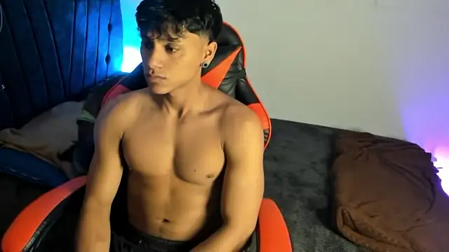 ZYZZ1312 online show from 06/10/26, 03:18