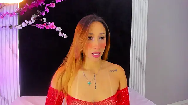 Snapshot of MONIK_FOX_CR chatting on 12/01/25, 07:41 MONIK FOX CR online show from 12/01/25, 07:41