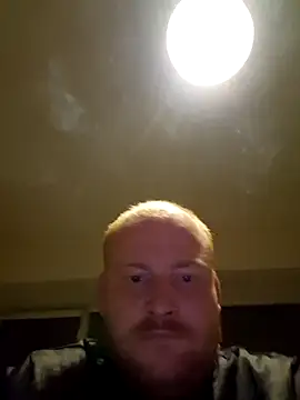 svenni2525 online show from 10/12/25, 06:18