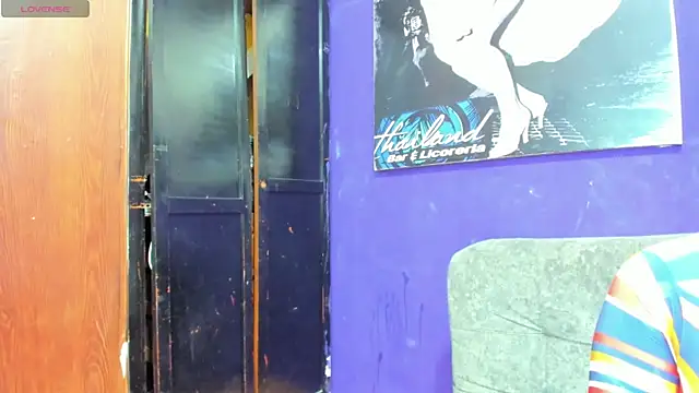 Snapshot of Melisaandjhova chatting on 10/23/25, 01:54 Melisaandjhova online show from 10/23/25, 01:54