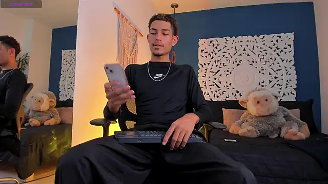 Snapshot of Adonis_WB chatting on 11/06/25, 08:21 Adonis WB online show from 11/06/25, 08:21