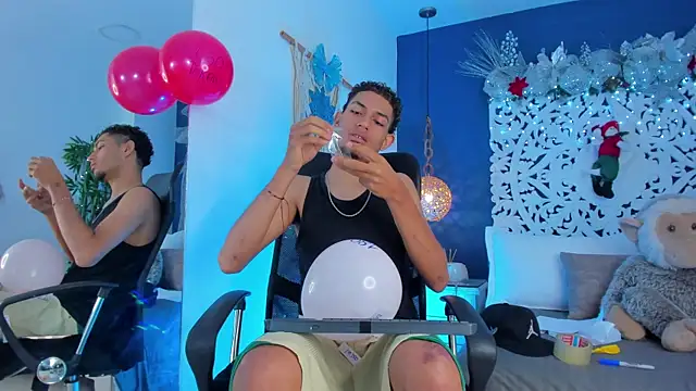 Snapshot of Adonis_WB chatting on 11/28/25, 09:06 Adonis WB online show from 11/28/25, 09:06